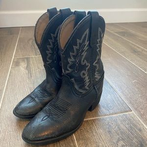 Kids 11.5 black cowboy boots